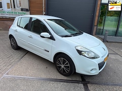 Renault Clio - 1.5 dCi Authentique