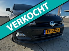 Volkswagen Polo - 1.0 TSI Comfortline DSG CARPLAY PDC NAP
