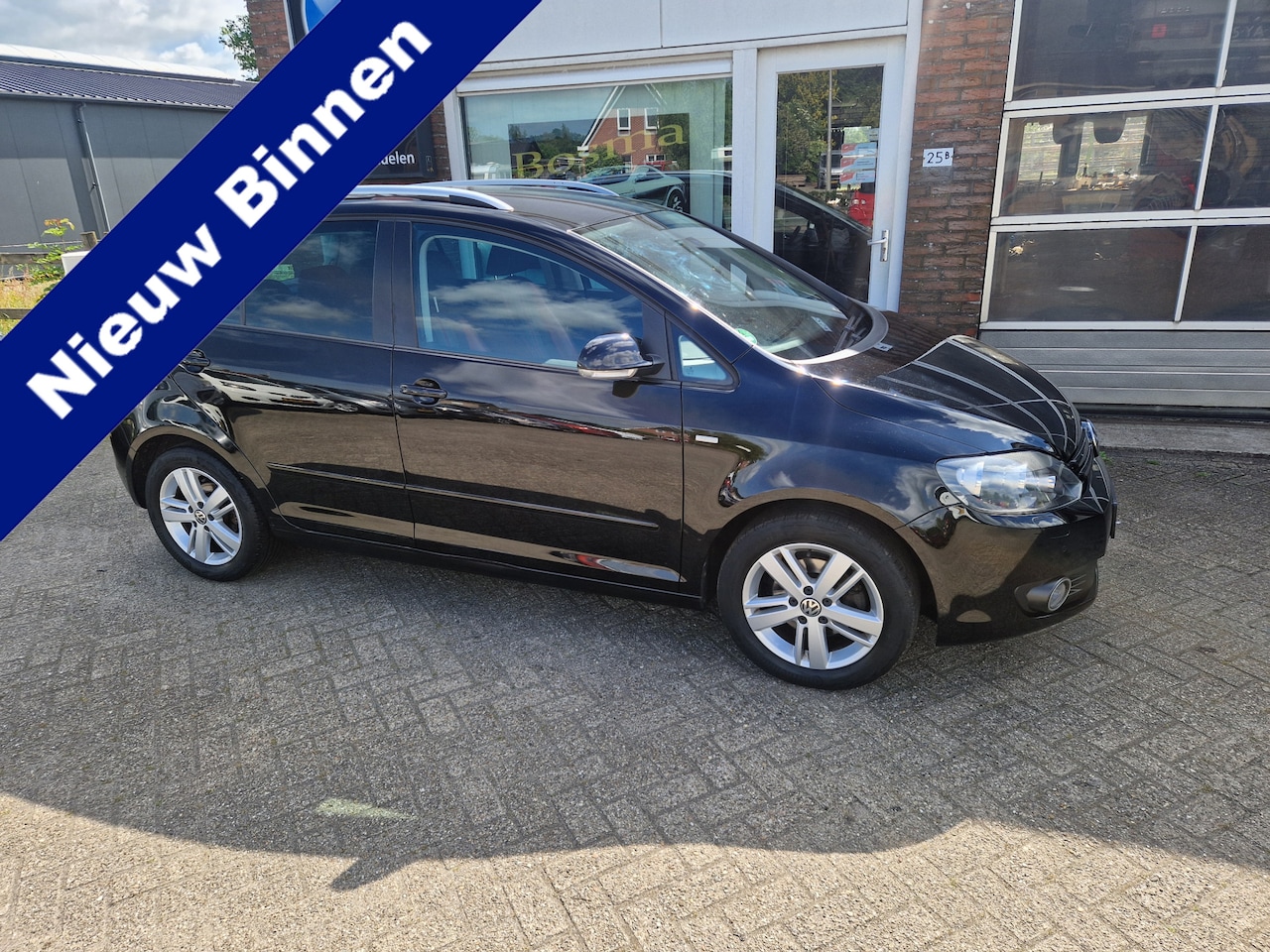 Volkswagen Golf Plus - 1.2 TSI "Trendline" Clima - Stoelverwarming - Trekhaak - Apk 31-05-2027 !! - AutoWereld.nl