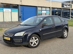 Ford Focus - 1.6-16V Ambiente 5-DRS Cruise/Airco Trekhaak