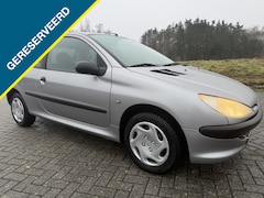 Peugeot 206 - 1.1 XR