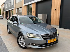 Skoda Superb Combi - 1.6 TDI Style (bj 2016) XENON|KEYLESS|CAMERA|MEMORY