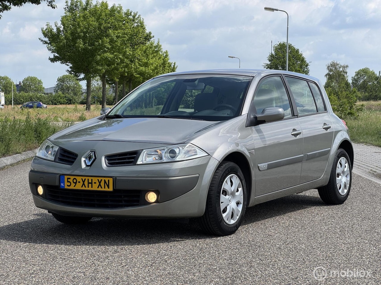 Renault Mégane - 1.6-16V Business Line 1.6-16V Business Line - AutoWereld.nl