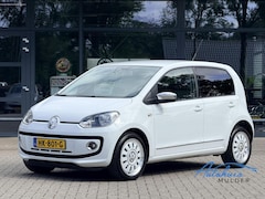 Volkswagen Up! - 1.0 high up BlueMotion | White Edition | Navigatie | Cruise | PDC | Nette Auto