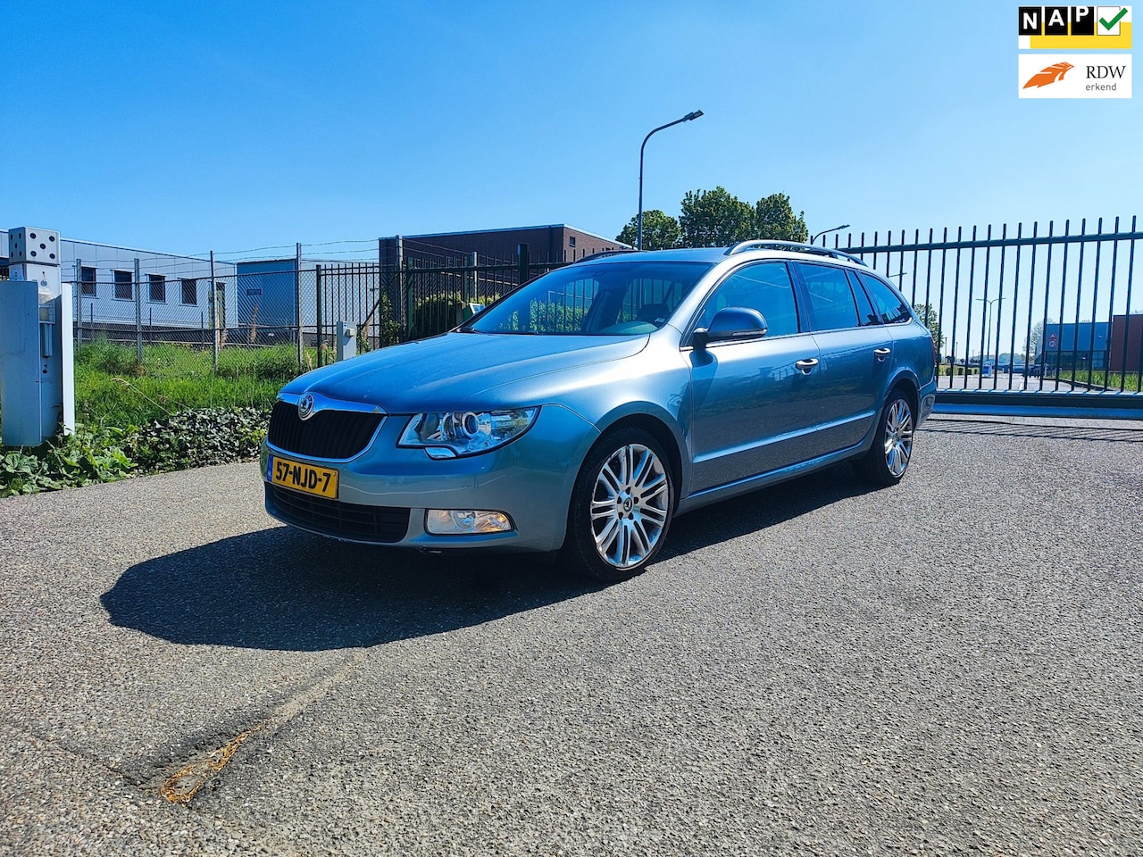 Skoda Superb Combi - 1.8 TSI Comfort Business Line Automaat! Apk! Nap!!! - AutoWereld.nl