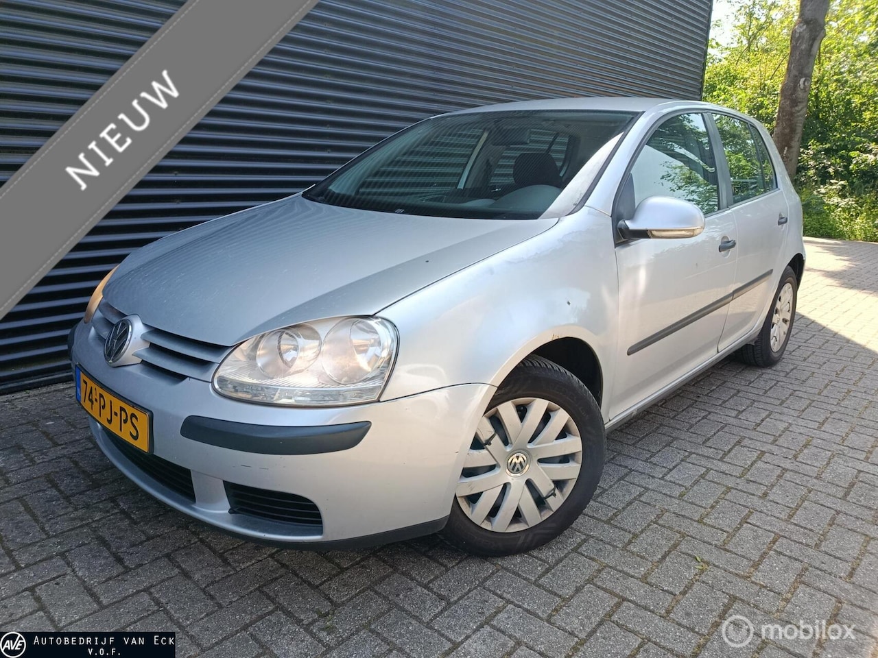 Volkswagen Golf - 1.6 FSI Trendline 5drs. Navi, centrale vergr. - AutoWereld.nl
