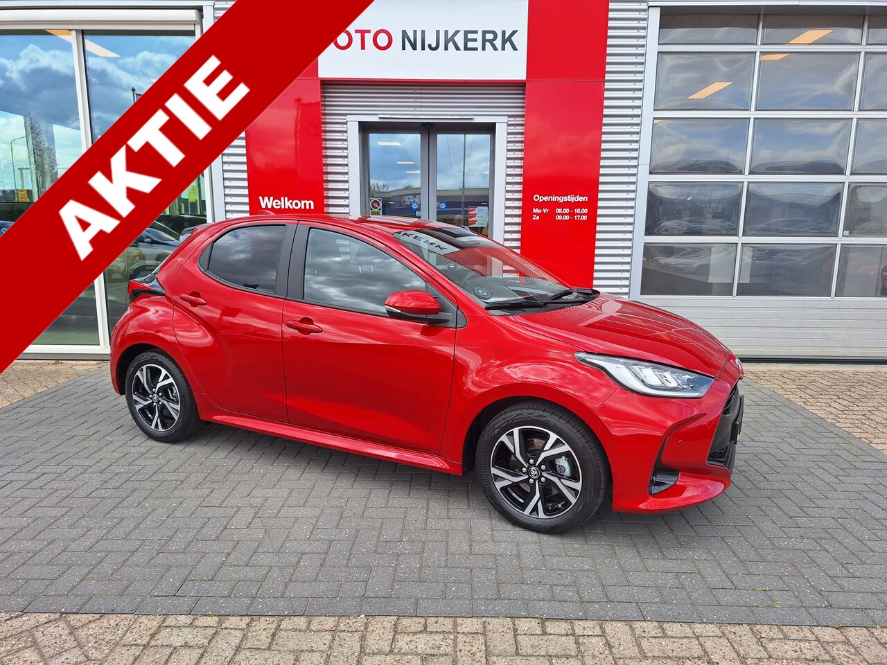 Toyota Yaris - Hybrid 115 Dynamic Limited met Comfort Pack**Zomeraanbieding!! gratis trekhaak** - AutoWereld.nl