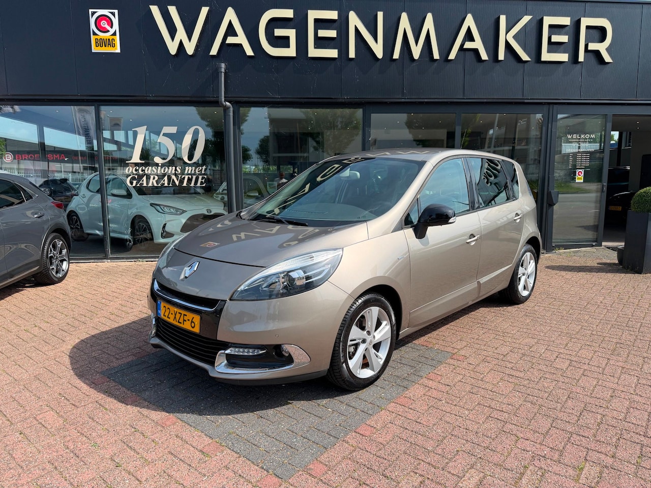 Renault Scénic - 2.0 Bose AUT|Clima|Cruise|NAVI|CAM|Uniek Km's - AutoWereld.nl