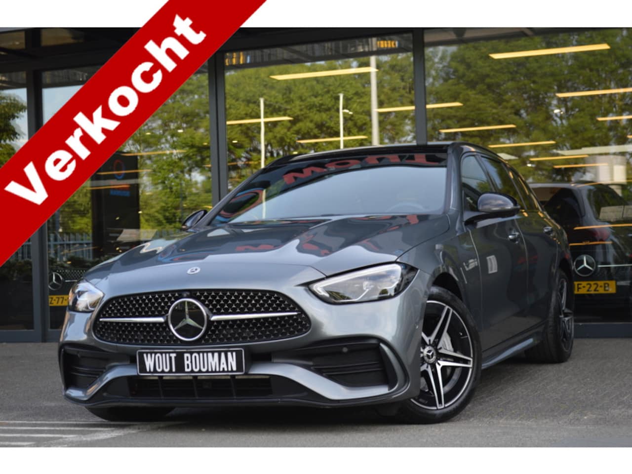 Mercedes-Benz C-klasse Estate - 300 e AMG Led Leder Panorama Memory Distronic Camera 360 Keyless Night Augmented Pdc - AutoWereld.nl