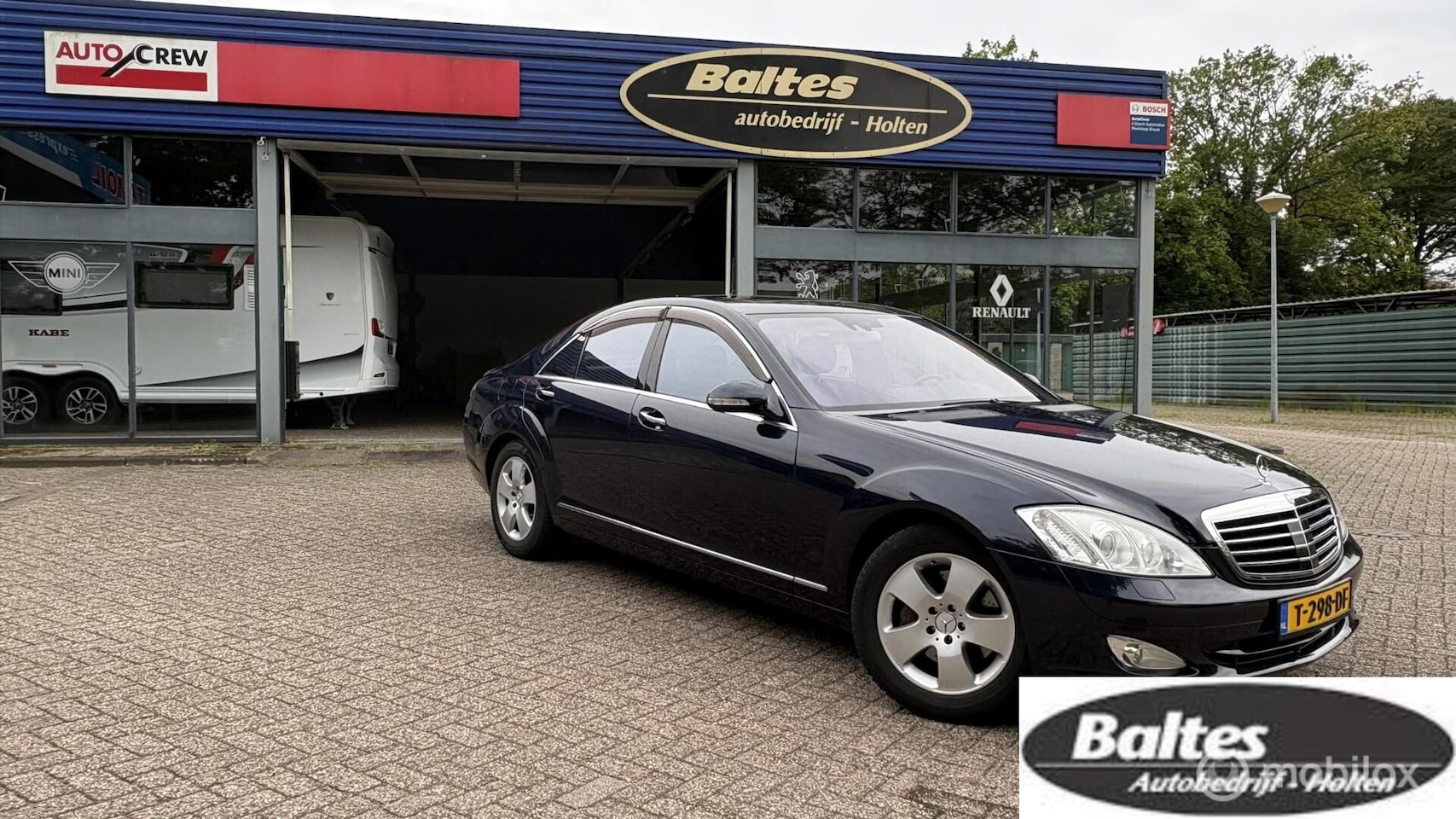 MERCEDES-BENZ S500