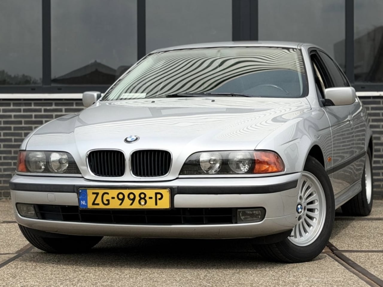 BMW 5-serie - 523i Executive |Clima |CruiseC |Nwe APK - AutoWereld.nl