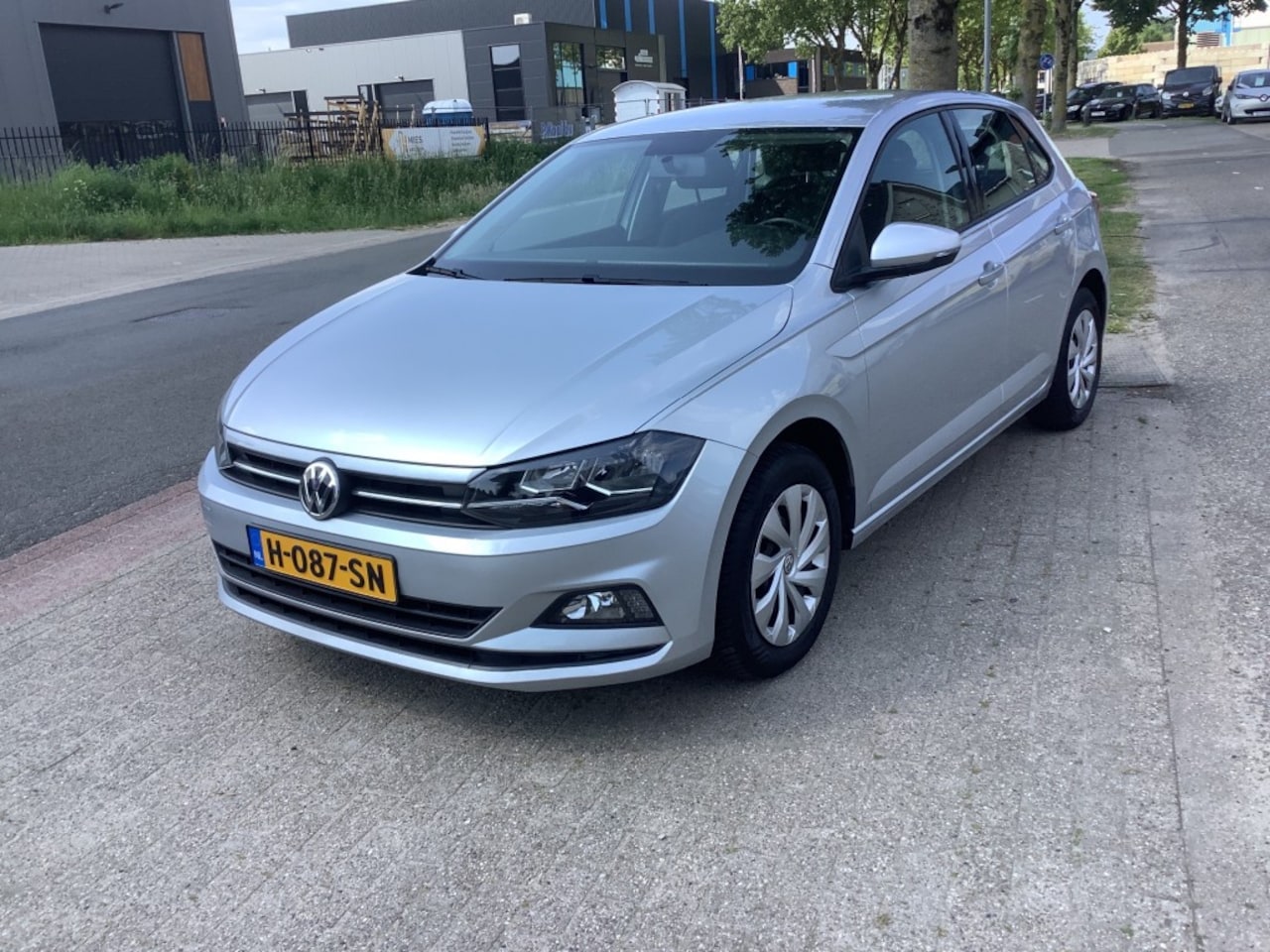 Volkswagen Polo - 1.0 TSI COMF.L. BUS. - AutoWereld.nl