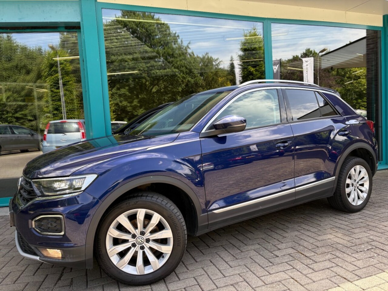 Volkswagen T-Roc - 1.5 TSI SPORT DSG, Virtual, CarPlay, LED, Camera, TrHaak - AutoWereld.nl