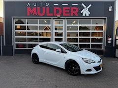 Opel Astra GTC - 1.4 TURBO 140PK SPORT / AIRCO / NAVI / CRUISE / RIJKLAAR