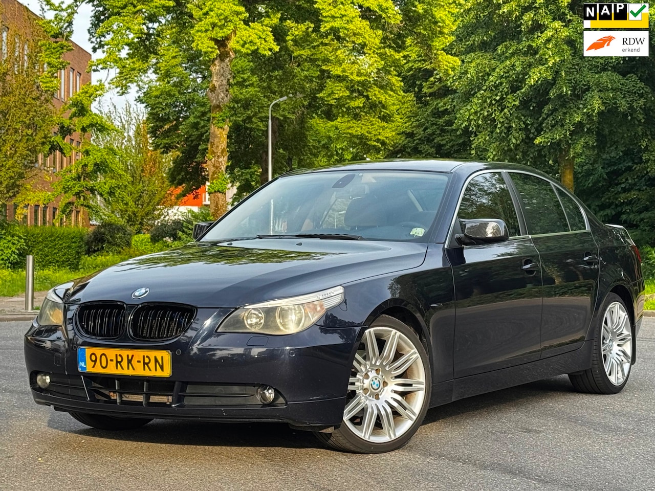 BMW 5-serie - 523i Executive 523i Executive - AutoWereld.nl