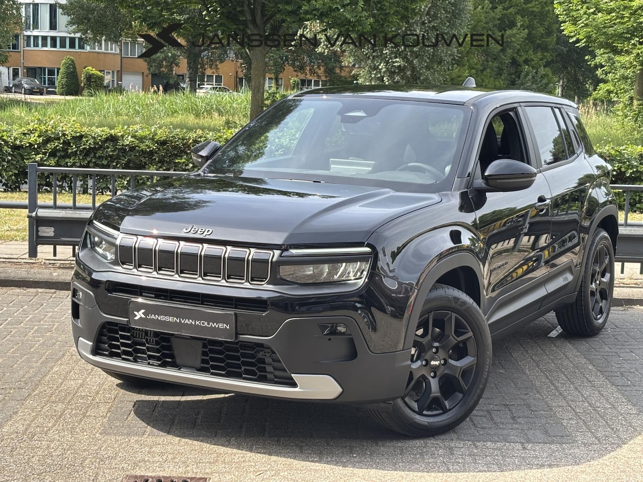 Jeep Avenger - e-Hybrid BLACK EDITION | Limited Edition| Winter Pack - AutoWereld.nl