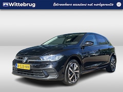 Volkswagen Polo - 1.0 TSI Life / Carplay / Getint glas / Airco / Parkeersensoren V+A / 16 Inch