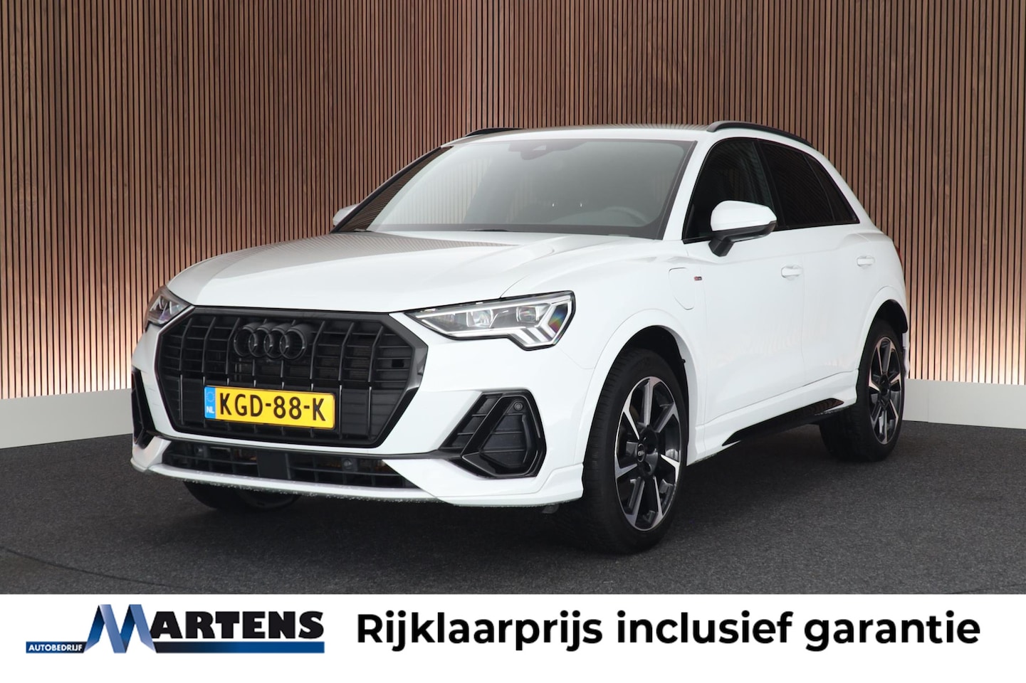 Audi Q3 - 45 TFSI e 245pk S edition 360Camera Leder Keyless Stoelverwarming Navigatie 2x S-Line - AutoWereld.nl