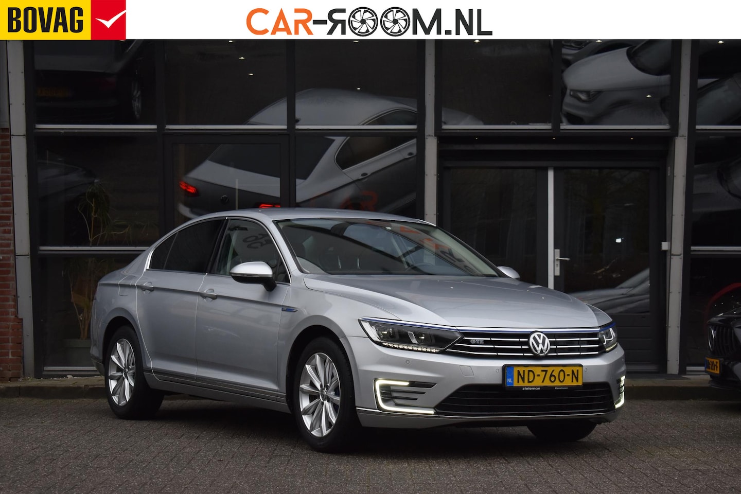Volkswagen Passat - 1.4 TSI GTE Carplay Leder Sfeerverlichting - AutoWereld.nl