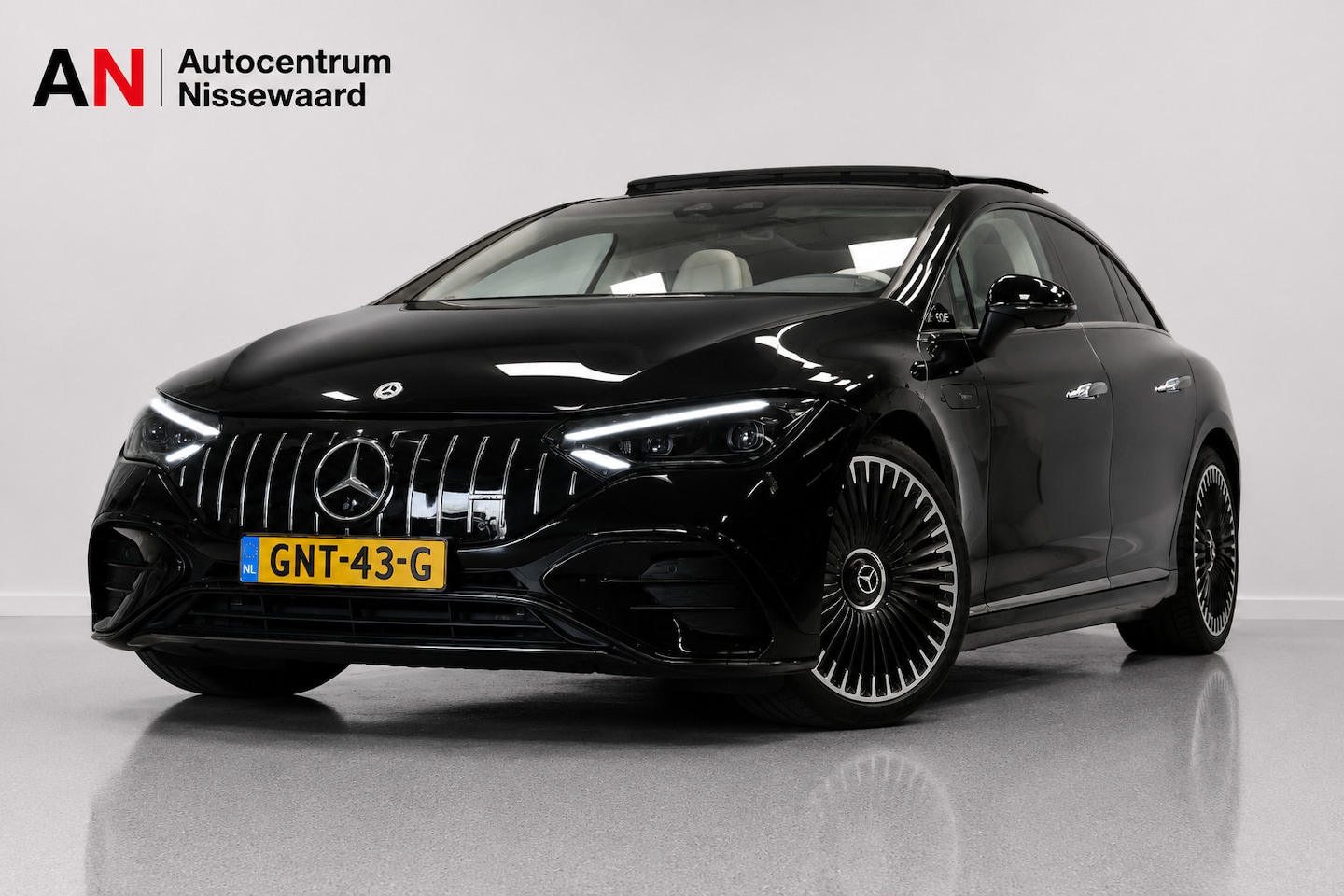 Mercedes-Benz EQE - 43 AMG 4MATIC 90 kWh |Pano|Hyperscreen| - AutoWereld.nl
