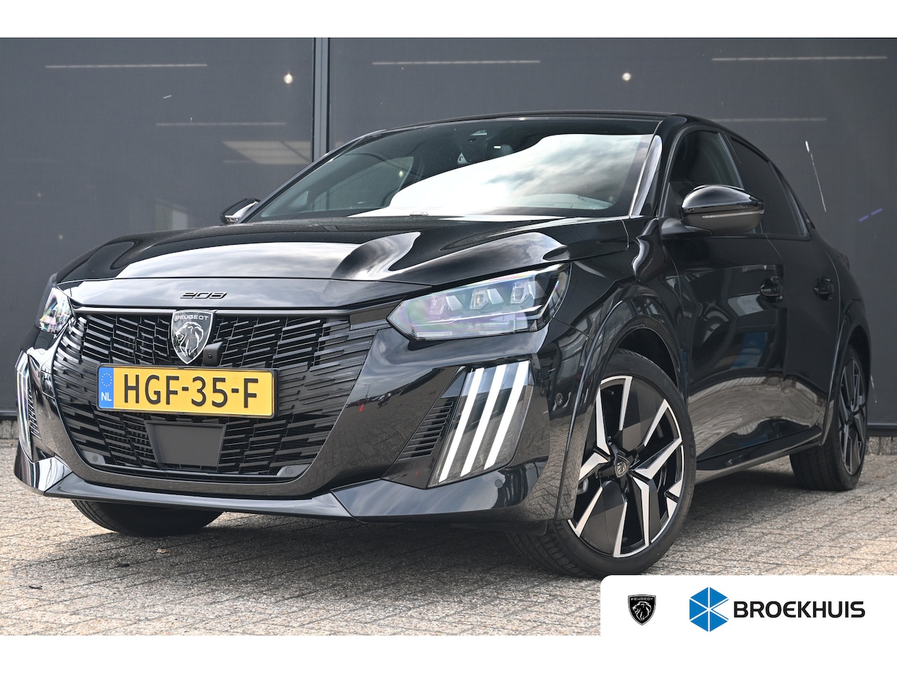Peugeot 208 - 1.2 Hybrid 145 e-DCS6 GT | Navigatie | Achteruitrijcamera | Sfeerverlichting | Dodehoekdet - AutoWereld.nl