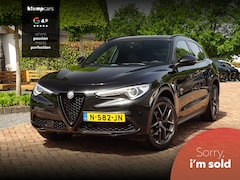 Alfa Romeo Stelvio - 2.0 T AWD | Tr.hk | Savali | Dash-Cam | 310PK | Carplay | Camera | Flippers