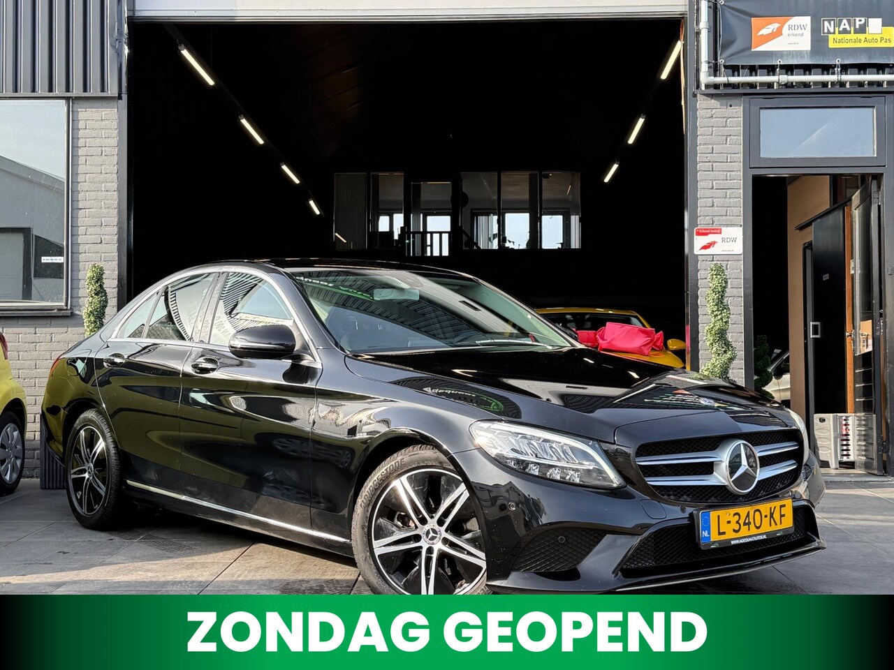 Mercedes-Benz C-klasse - 200 Premium Plus Pack|Camera|LED|AUT - AutoWereld.nl