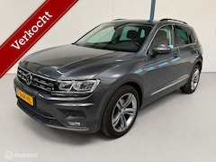 Volkswagen Tiguan - 1.4 TSI ACT Comfort. Bus. PANO/CARPLAY/ACC