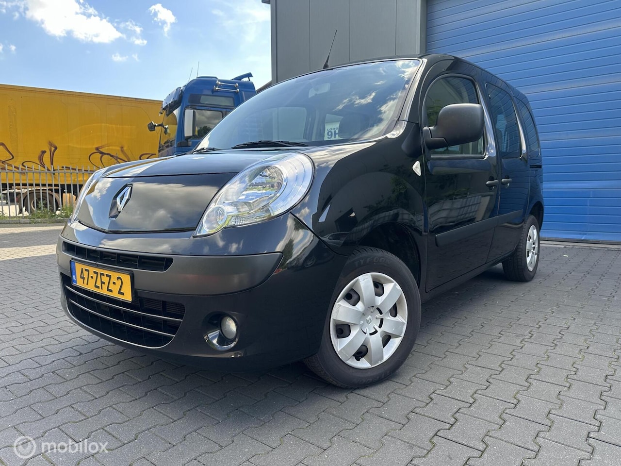 Renault Kangoo Family - 1.6 Authentique / Rolstoelauto / - AutoWereld.nl