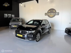Volkswagen T-Roc - 1.5 TSI Sport Business R AUTOMAAT