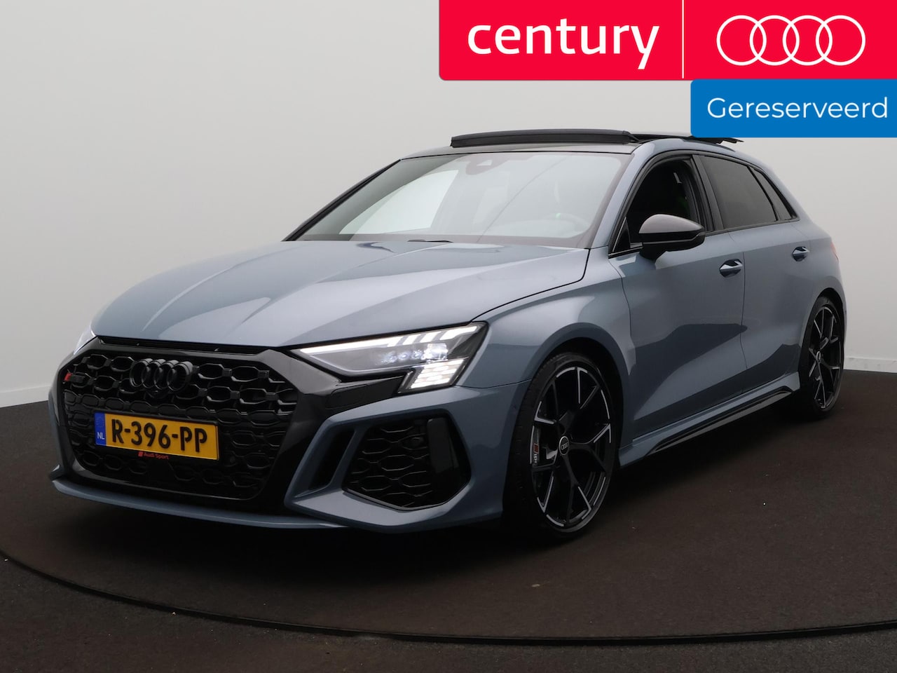 Audi A3 Sportback - 2.5 TFSI RS 3 quattro 400PK | Keramisch | Alcantara | B&O | Panodak - AutoWereld.nl