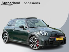 MINI 3-Deurs - 2.0 John Cooper Works Essential | 231pk | Harman kardon | Leder | Panoramadak | Stuur & St