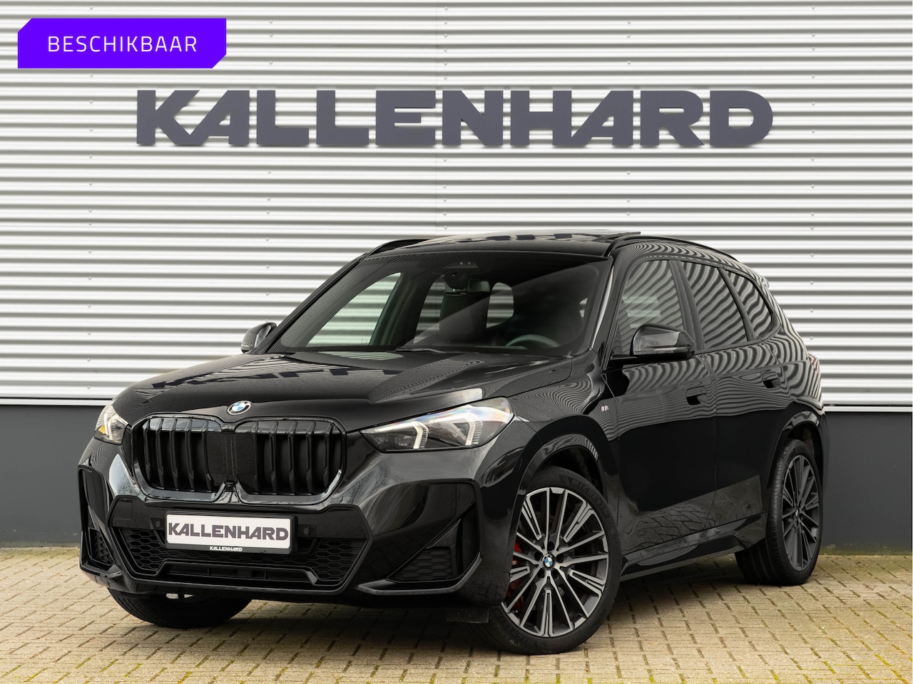 BMW X1 - sDrive18i M-Sport Pro - 20 inch - Pano - Memory - Trekhaak - Head-up - AutoWereld.nl