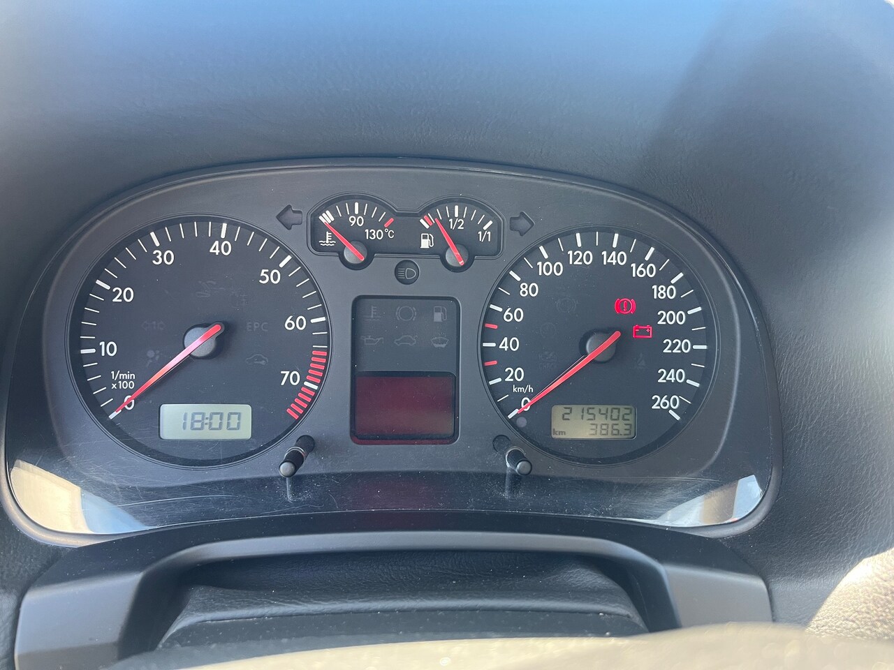 Volkswagen Golf - 1.6 Trendline Trendline SR