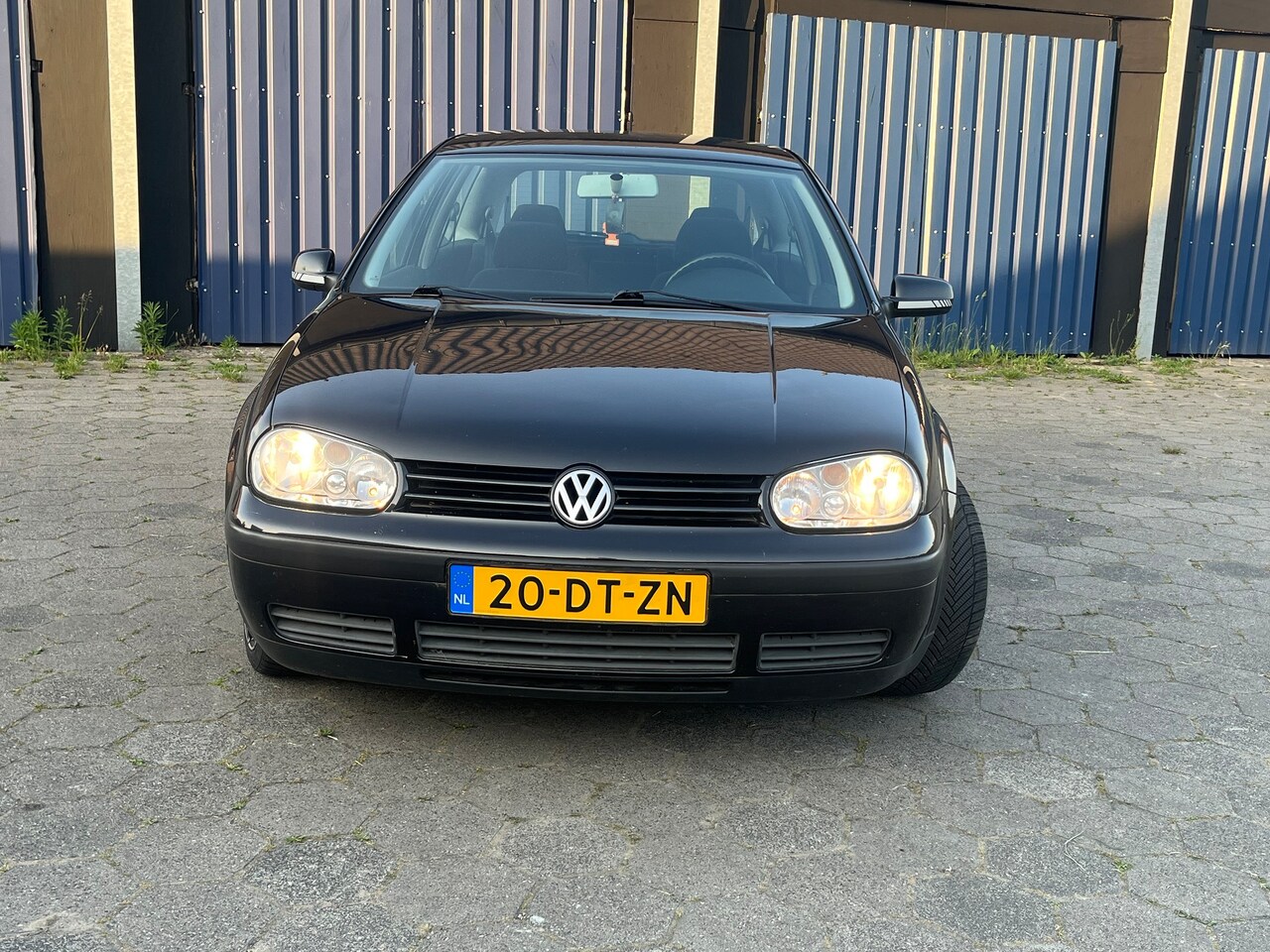 Volkswagen Golf - 1.6 Trendline Trendline SR