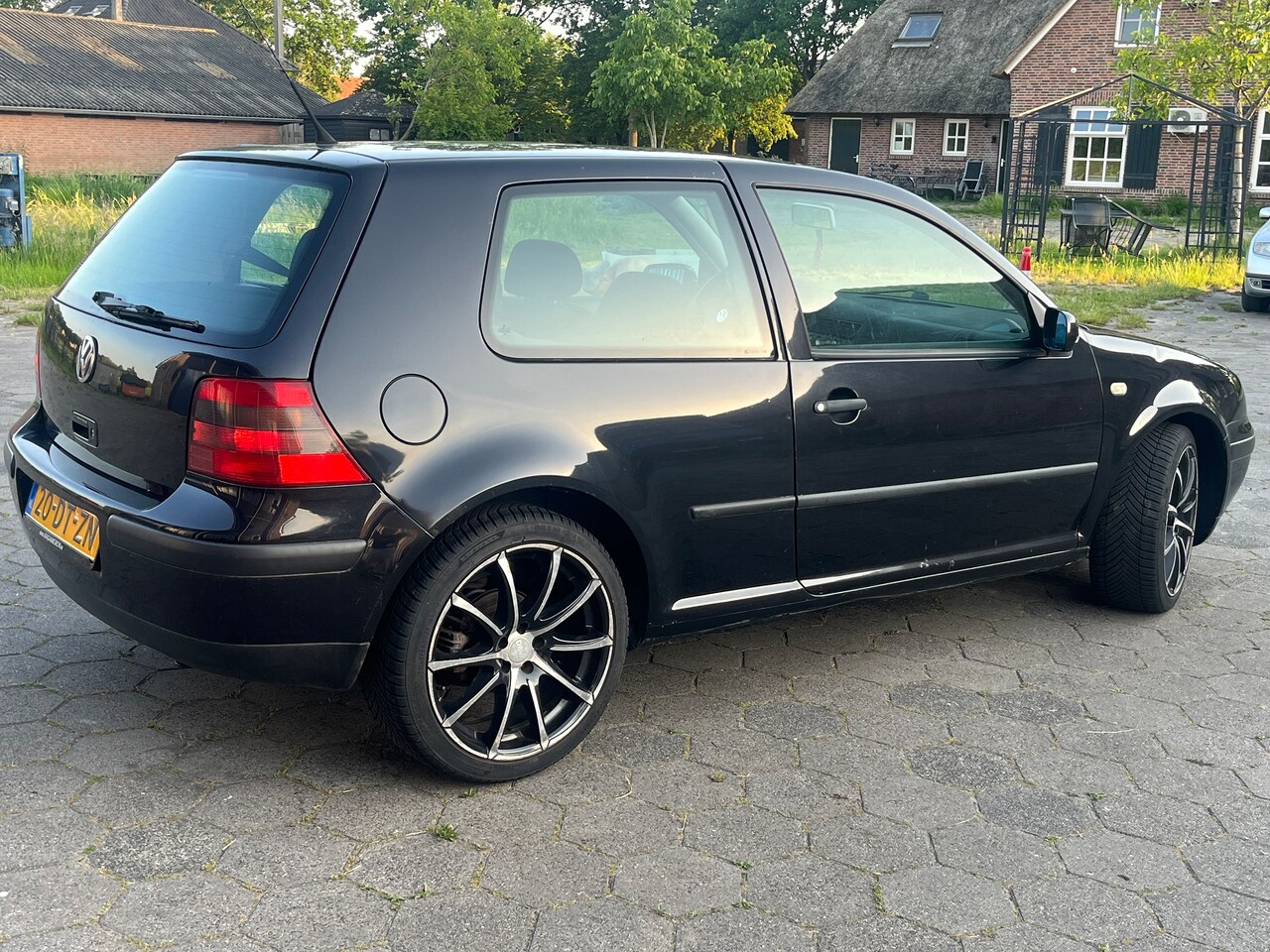 Volkswagen Golf - 1.6 Trendline Trendline SR