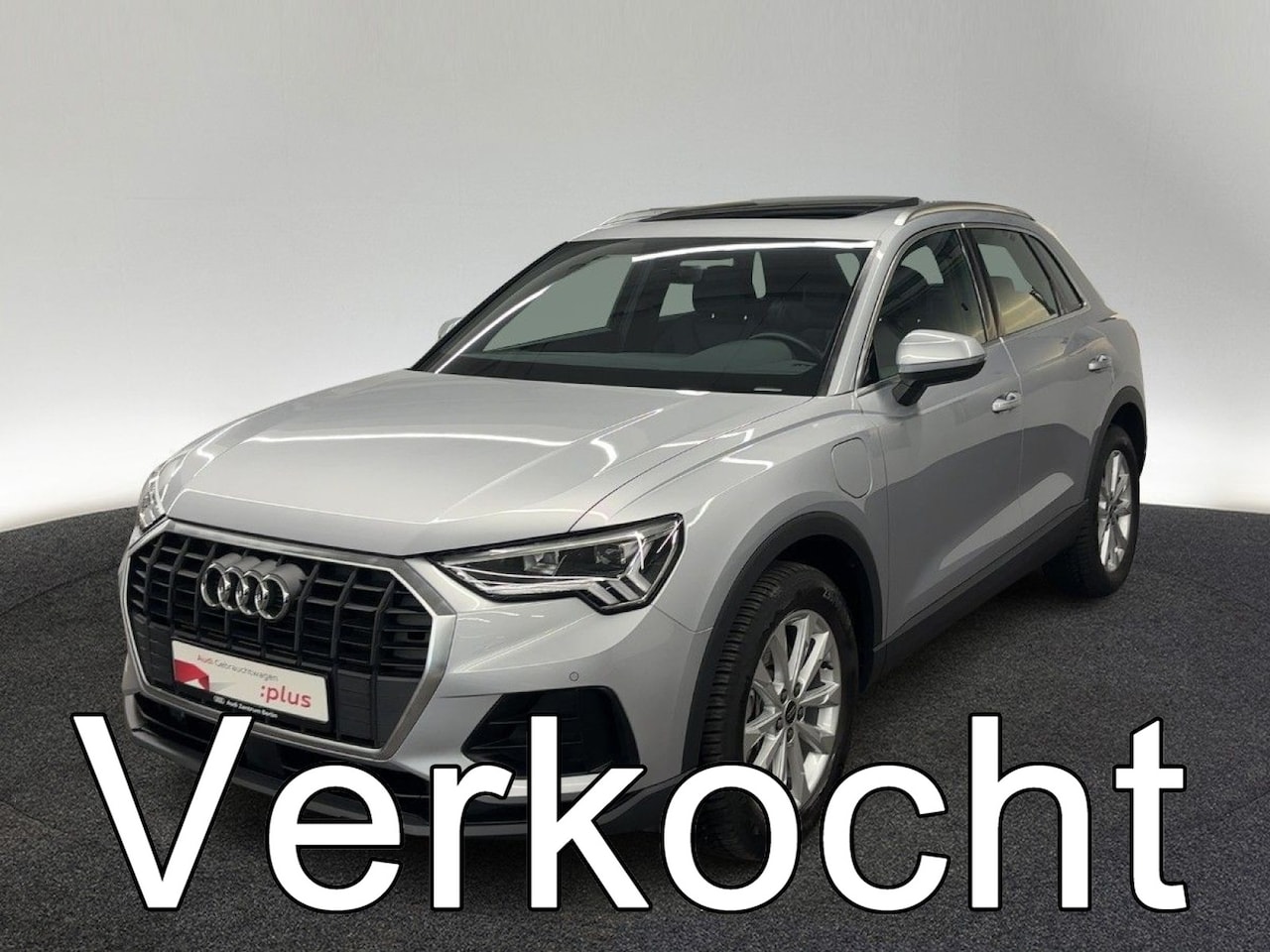 Audi Q3 - 45 Tfsi-e S-LINE ** LED, LEDER, VIRTUAL, PANORAMA, ACC, KEYLESS, 18-inch LMV ** 1e EIG - U - AutoWereld.nl