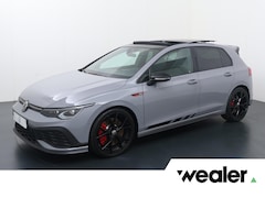 Volkswagen Golf - 2.0 TSI GTI Clubsport | 301 PK | Panoramadak | LED matrix IQ.Light koplampen | 19" LM velg