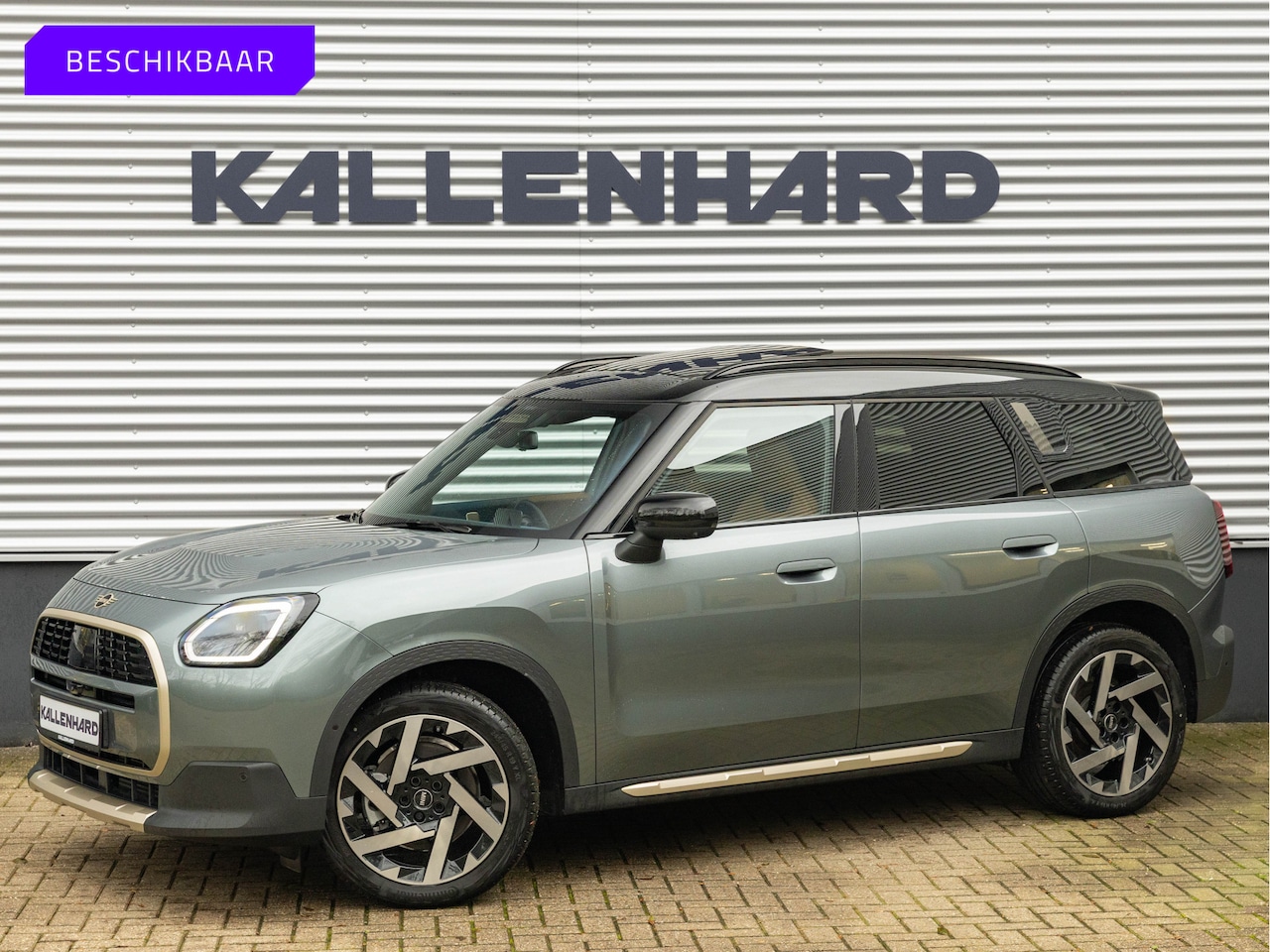 MINI Countryman - Mini 1.5 C Favoured - XL Pakket - Pano - Trekhaak - Memoryzetel - AutoWereld.nl