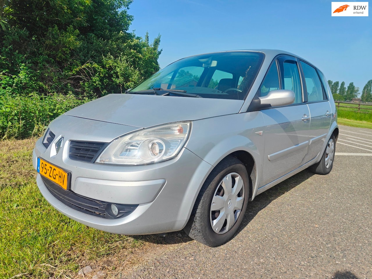 Renault Scénic - 2.0-16V Business Line 2.0-16V Business Line - AutoWereld.nl
