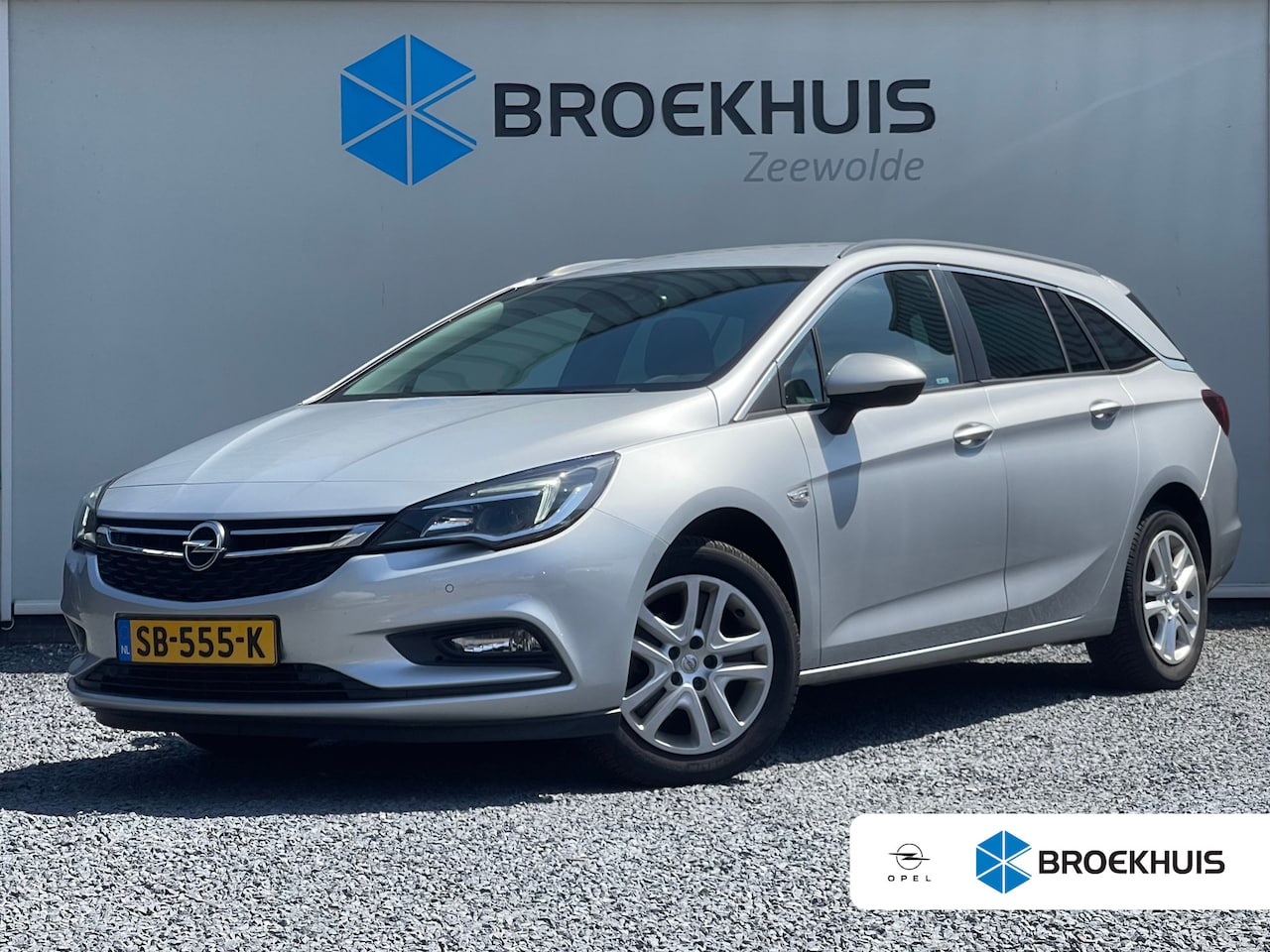 Opel Astra Sports Tourer - 1.0 105PK Innovation | CAMERA ACHTER| PARKEERSENSOREN V&A| VOORSTOELEN VERWARMD| NAVI| CLI - AutoWereld.nl