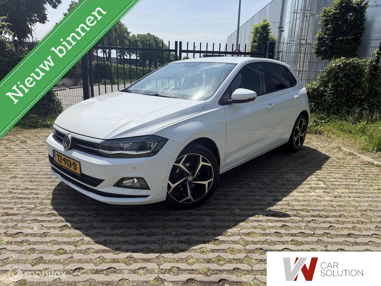 Volkswagen Polo - 1.0 TSI Highline DSG LED CARPLAY CLIMA STOELV - AutoWereld.nl