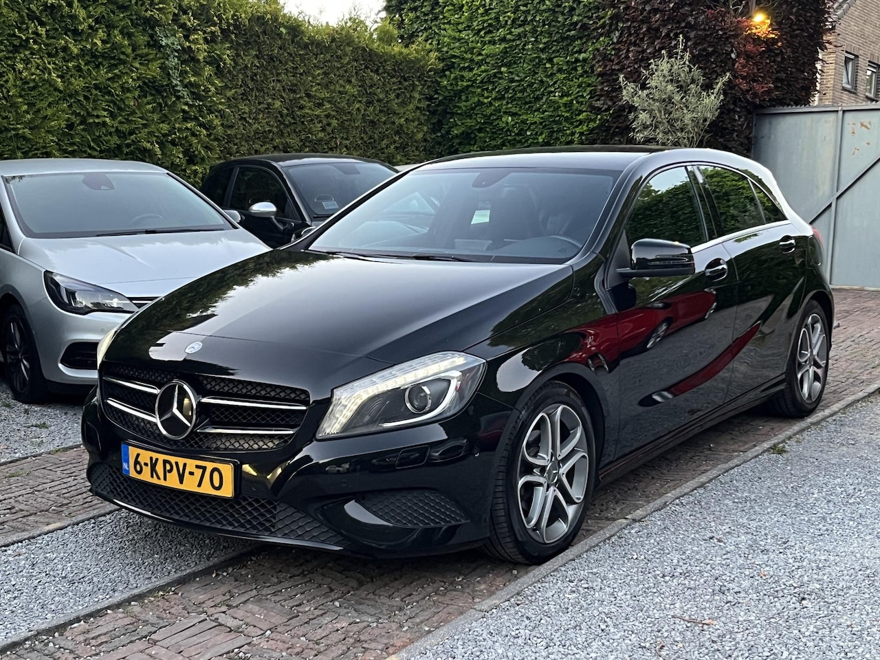Mercedes-Benz A-klasse - 180 Edition Navigatie 4U3 *IN PERFECTE STAAT* - AutoWereld.nl