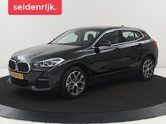 BMW X2 - xDrive25e Executive | SOH 88% | Camera | Navigatie | Full LED | Park Assist | Climate cont
