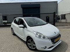 Peugeot 208 - 1.6 e-HDi Pano Clima Sensor Autopark 100pk