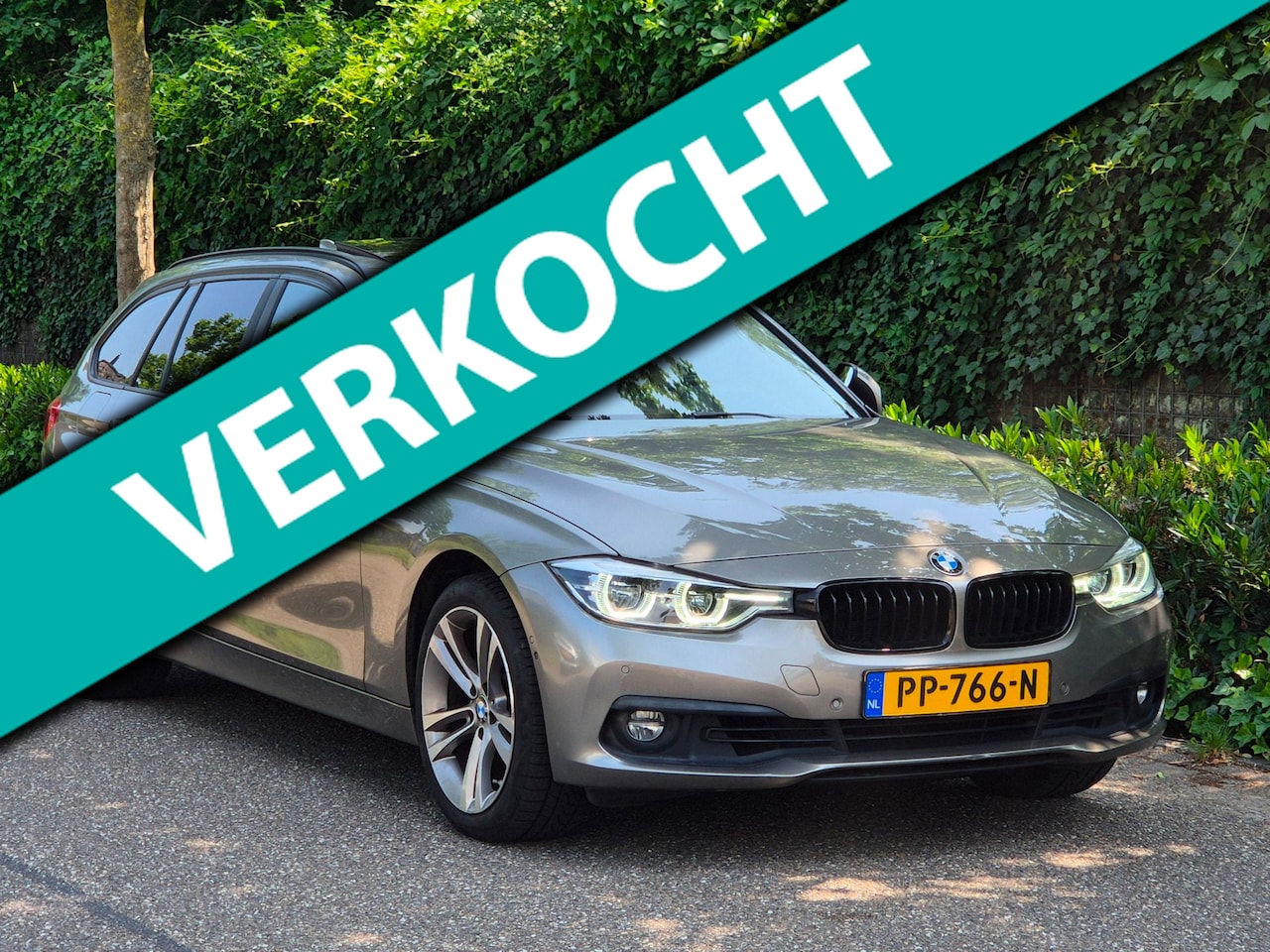 BMW 3-serie Touring - 320i High Executive Panorama HUD CarPlay 360 camera 320i High Executive - AutoWereld.nl