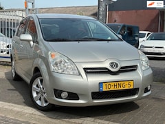 Toyota Verso - 1.8 VVT-i Luna 7 Persoons | Dealer onderhouden | Lederen bekleding | Trekhaak | Navigatie