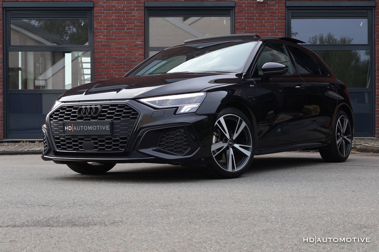 Audi A3 Sportback - 30 TFSI S Edition S-LINE PANO CAMERA NAP! - AutoWereld.nl