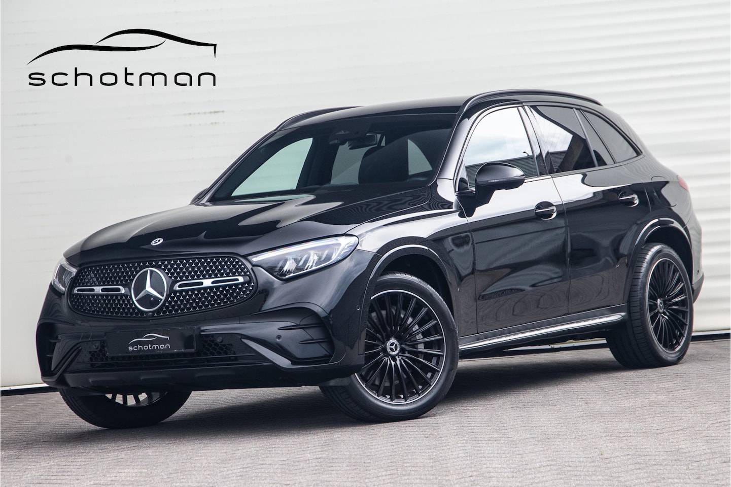 Mercedes-Benz GLC-klasse - 300e 4MATIC AMG Nightpakket, Burmester, Memory, Camera 2023 - AutoWereld.nl