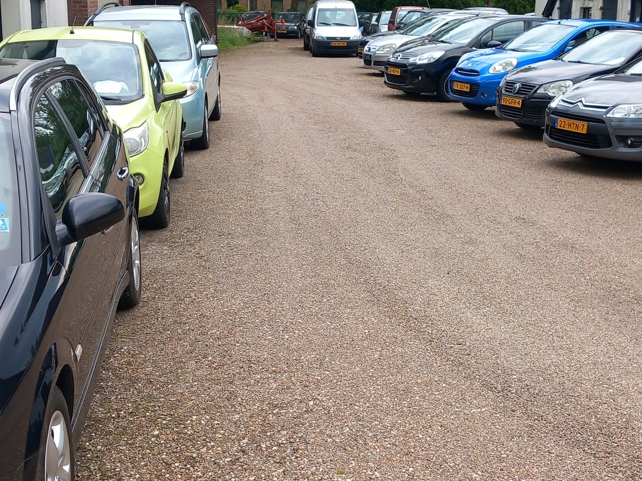 Witte Kruisweg Autos